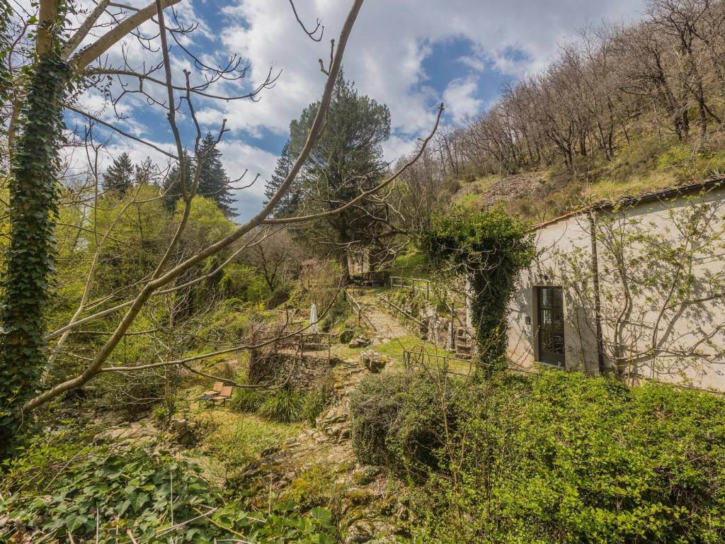 Rustico / casale a Loro ciuffenna in Località Trevane - Foto 5