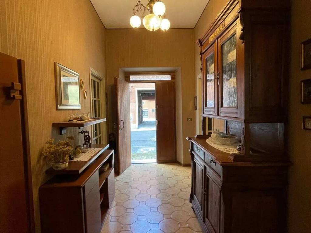 Villa a Macomer in Via Veneto, 19 - Foto 2