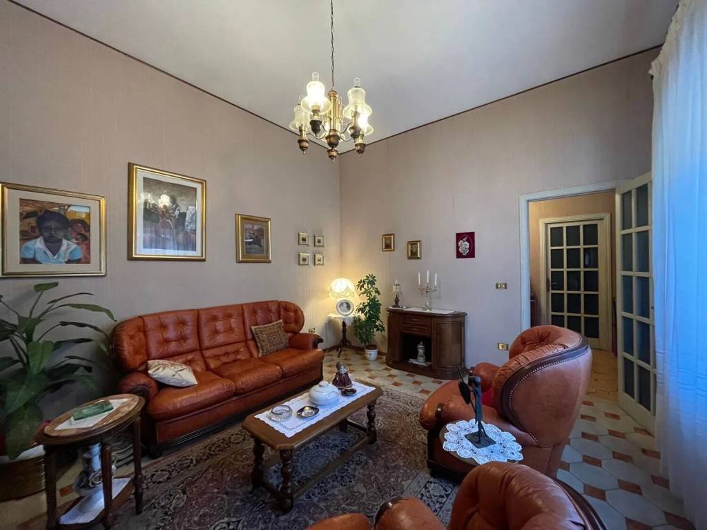 Villa a Macomer in Via Veneto, 19 - Foto 5