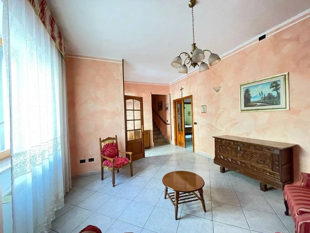 Villa a Macomer in Via Michelangelo Buonarroti, 27 - Foto 4