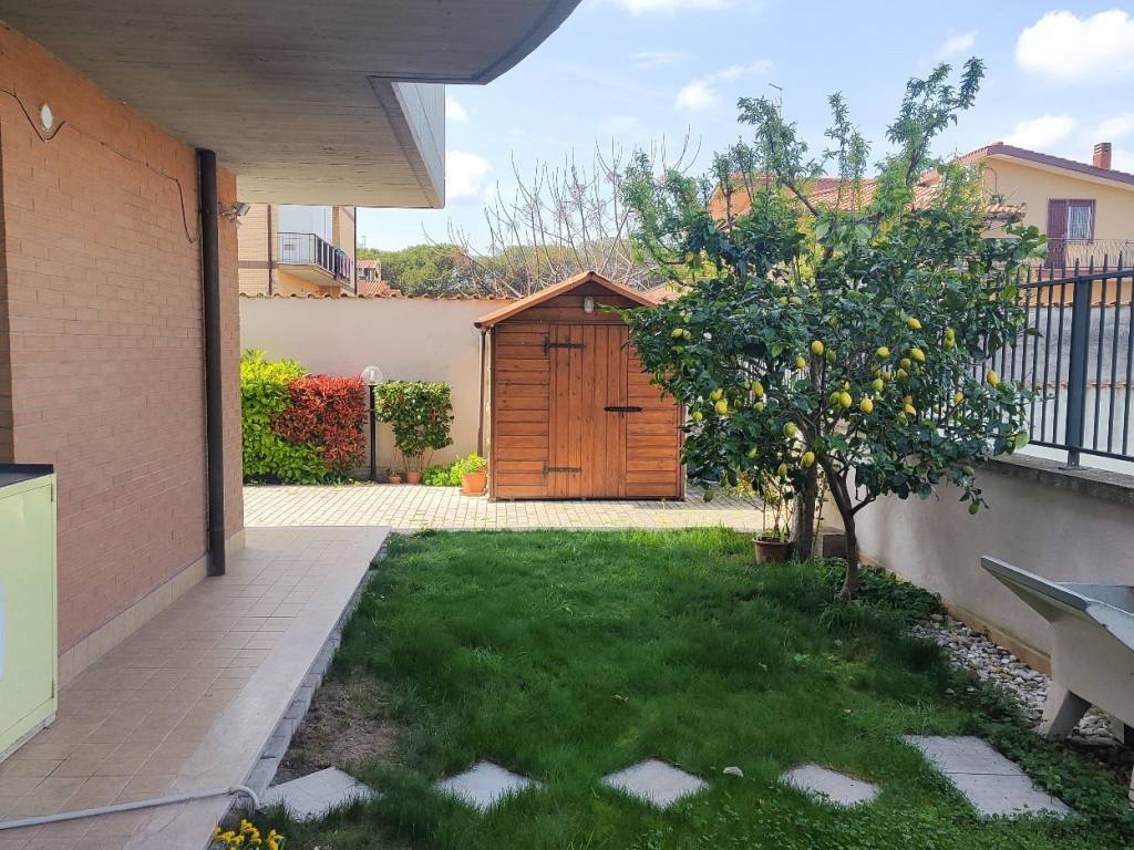Appartamento a Roma in Via Francesco Aquilanti - Foto 1