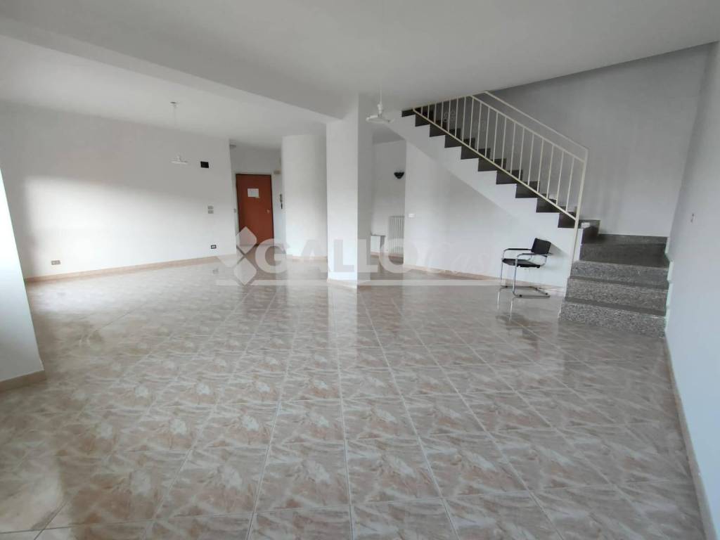 Appartamento a Montalto uffugo in loc. Settimo - Collina Salerni Via F.lli Bandiera - Foto 2