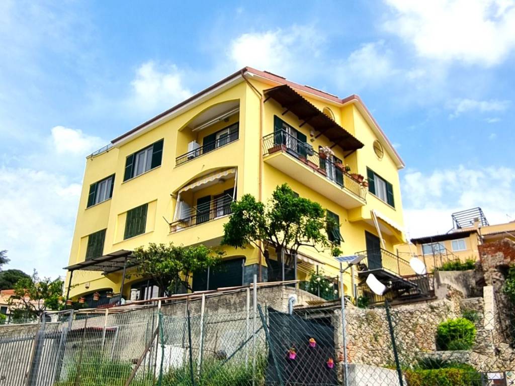 Appartamento a Spotorno in Via Antico Ospedale - Foto 3