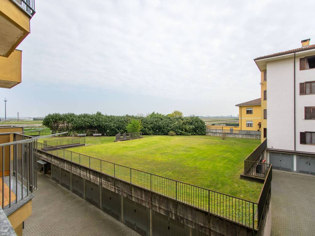 Appartamento a Trecate in via Pregagliana, 41 - Foto 5