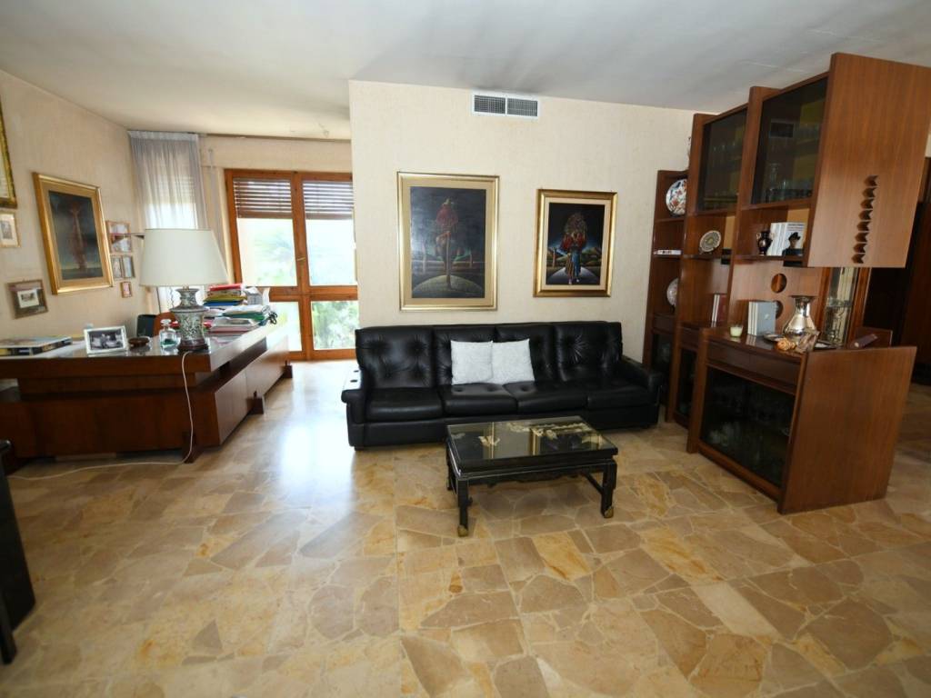 Villa a Cagliari in Via Parigi - Foto 3