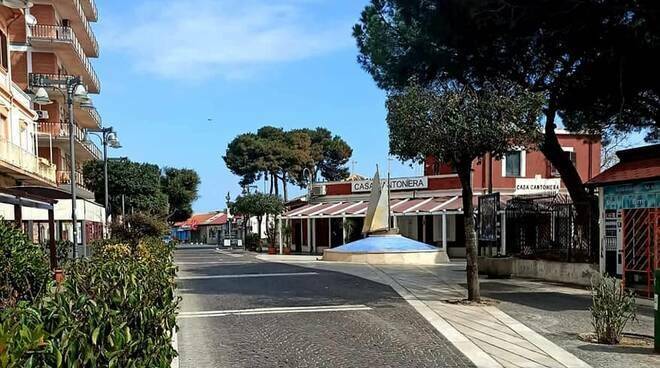 Immobile a Crotone in Viale Cristoforo Colombo - Foto 3