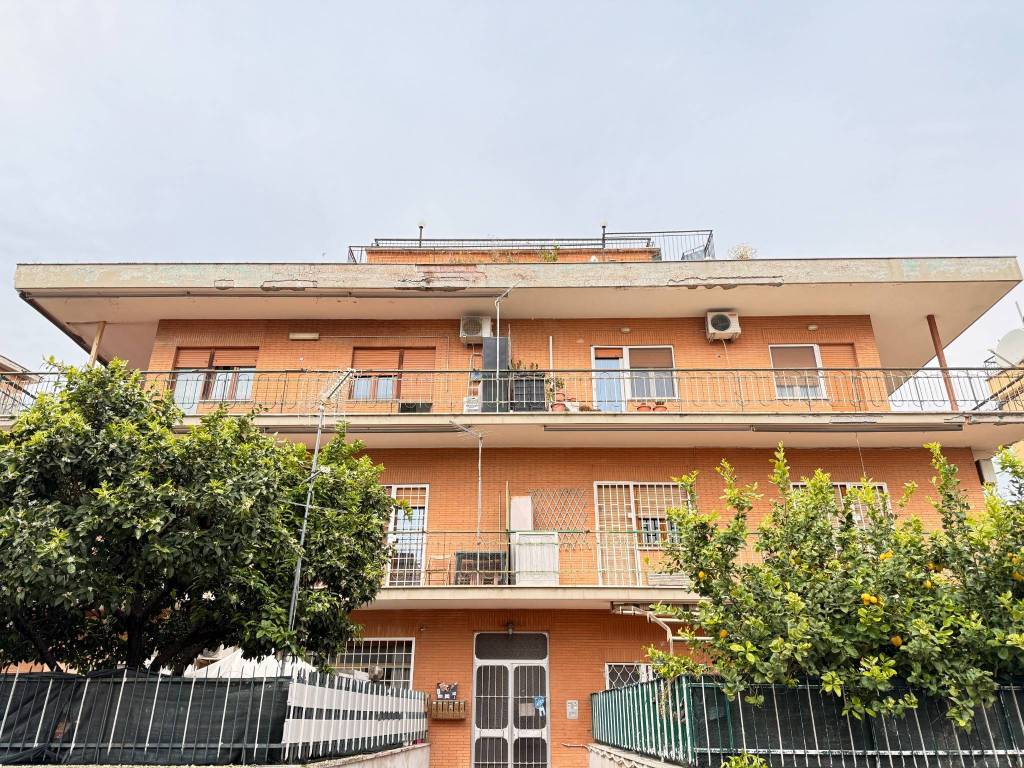 Attico / mansarda a Roma in Via Vincenzo Sartori, 76 - Foto 1