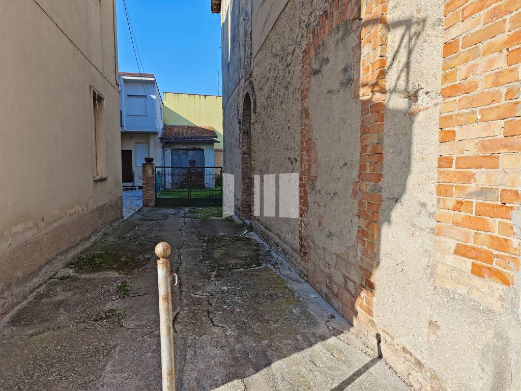 Casa indipendente a Sant'egidio alla vibrata in Via Roma, 30 - Foto 3