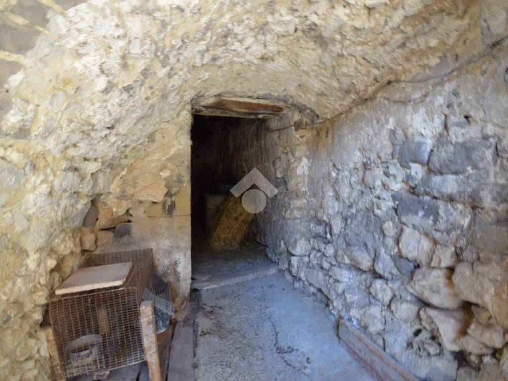 Casa indipendente a Sant'agata de' goti in C/da Cologna - Foto 4