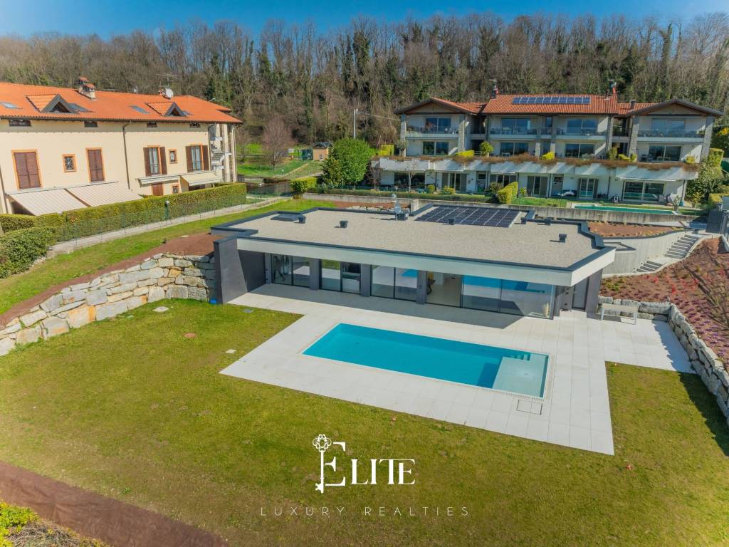 Villa a Besozzo in Via Trento, 42 - Foto 3