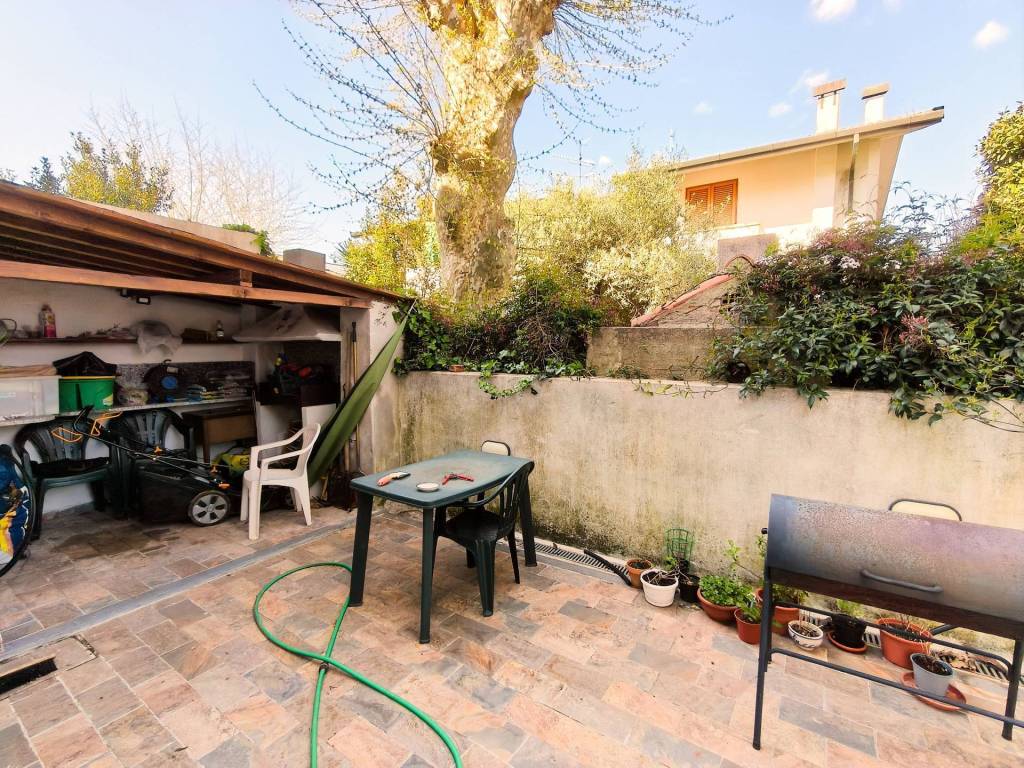 Appartamento a San giuliano terme in Via Ulisse Dini Gello - Foto 3