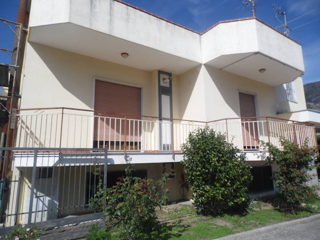 Villa a Sarno - Foto 3