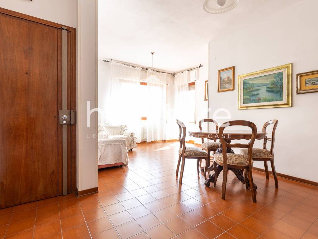 Appartamento a Cagliari in Via Andrea Vesalio - Foto 3