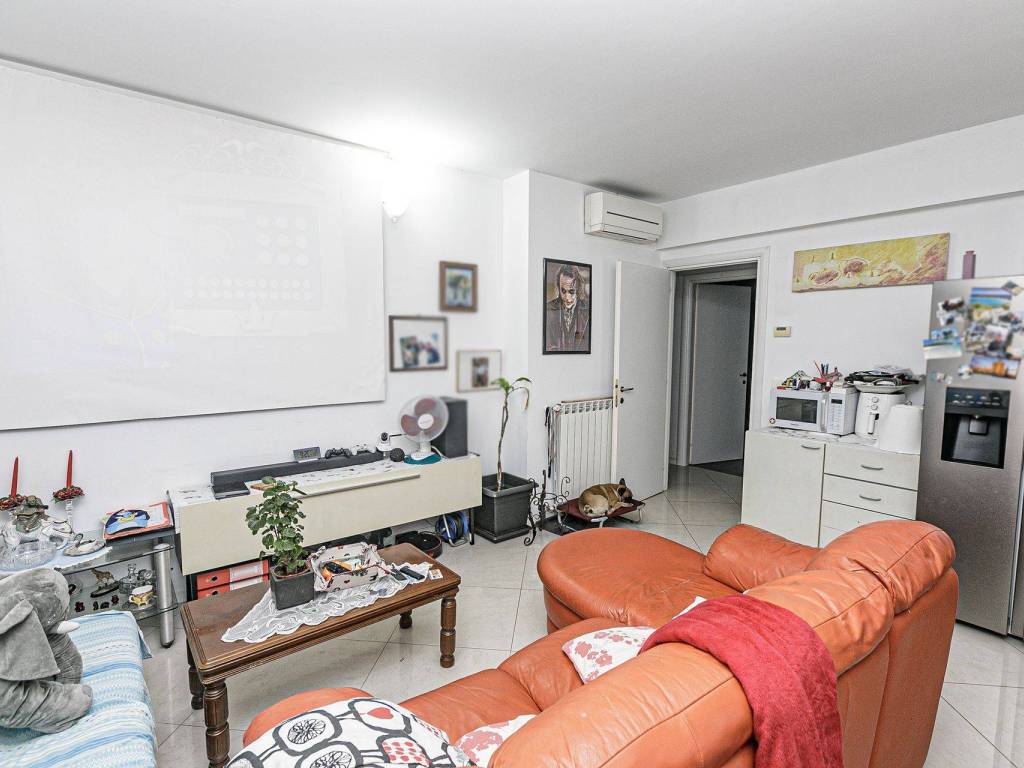 Appartamento a Genova in V. Rinaldo Enrico, 17, 16159 Genova GE, Italia - Foto 4
