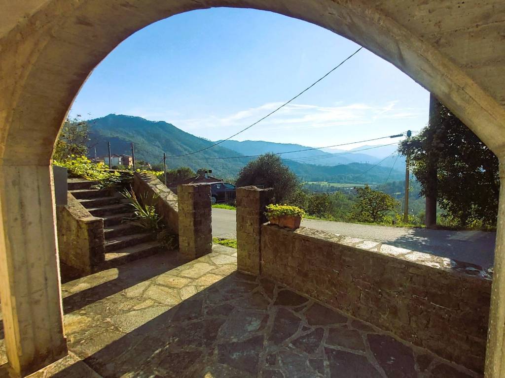 Villa a Beverino in Via 25 Aprile, 1 - Foto 3