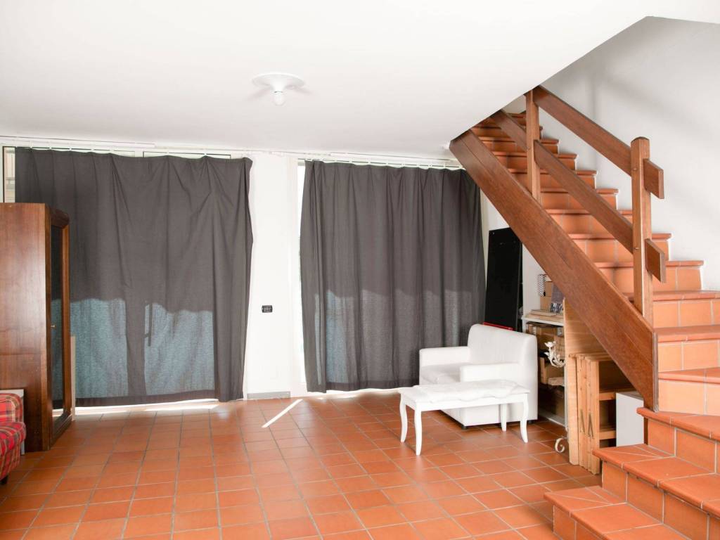 Immobile a Gravellona toce in Piazza Fratelli di Dio - Foto 2