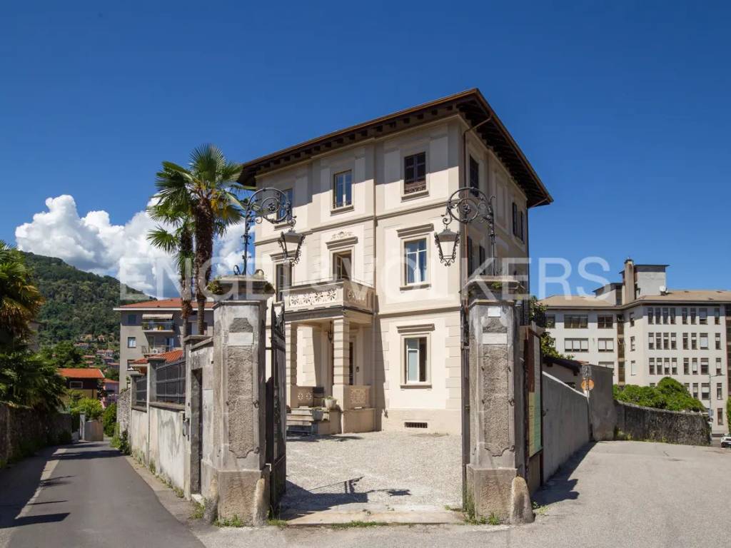 Villa a Verbania in Via Caravaggio, 42 - Foto 2