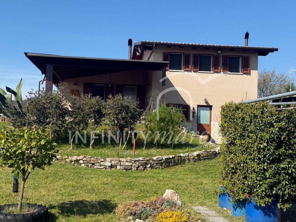 Villa a Arcevia in Via Brunamonti - Foto 3