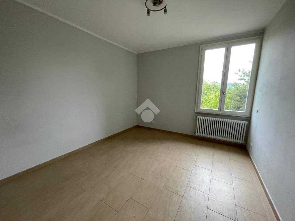 Appartamento a Viano in Via Ferrari - Foto 5