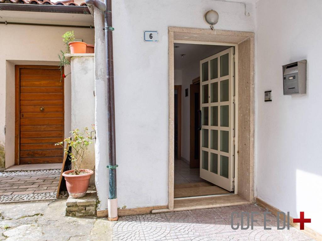 Appartamento a Poggio moiano in Via Giuseppe Garibaldi - Foto 2