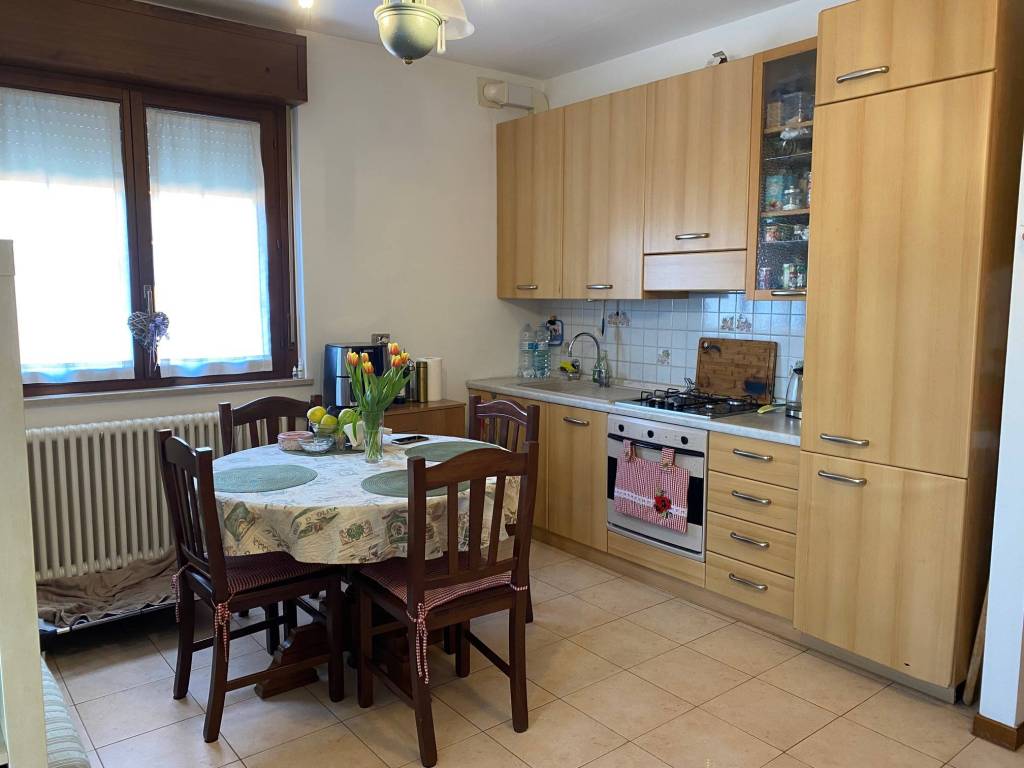Appartamento a Mantova in Via Arturo Frizzi, 7 - Foto 3
