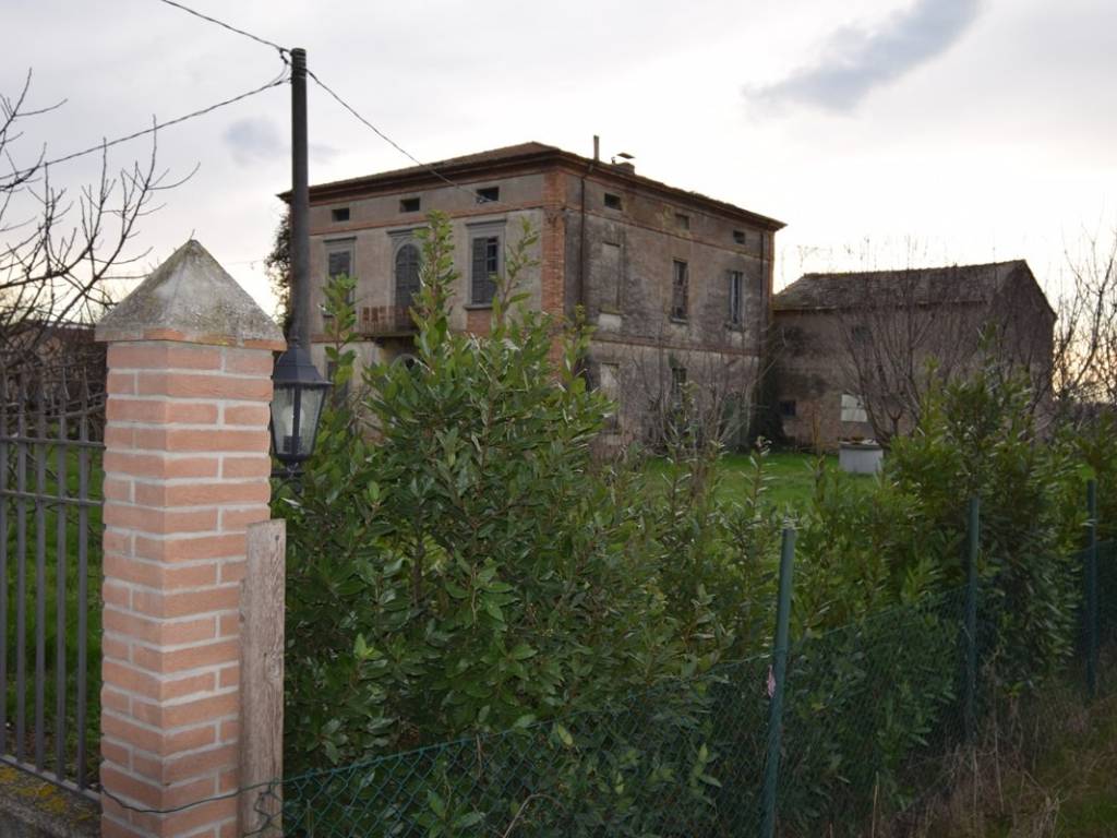 Villa a Russi in Via Torre, 18 - Foto 2