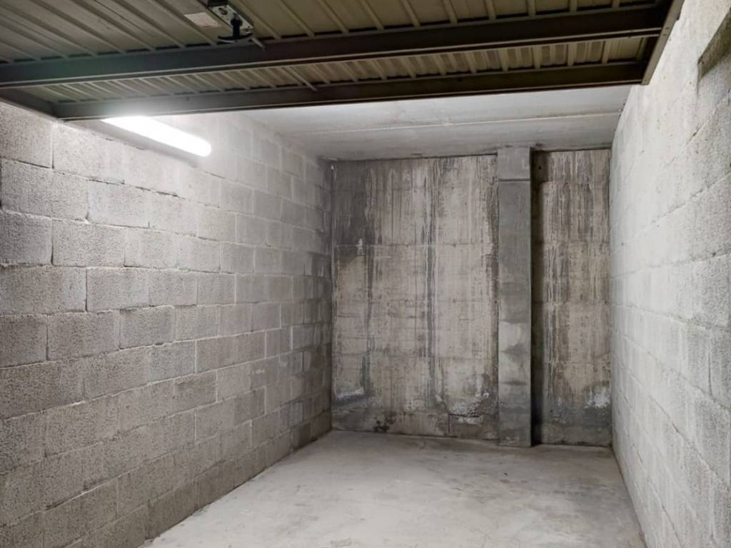 Box / garage a Cremona in Via Dante Ruffini, 22 - Foto 2