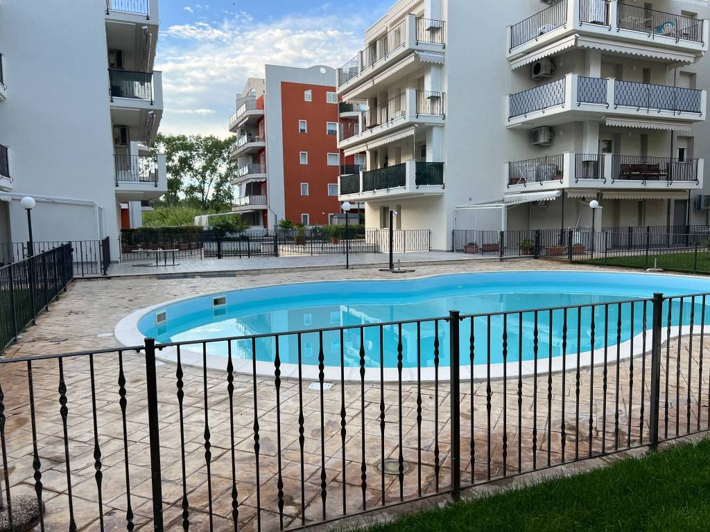 Appartamento a Tortoreto in Via Rimini, 5 - Foto 4