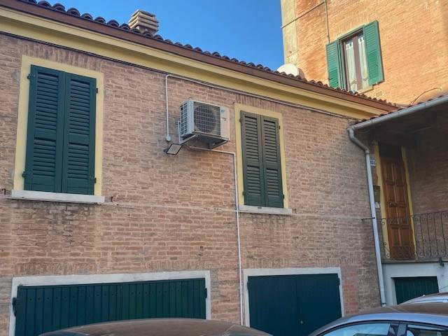 Appartamento a Modena in Via Campi - Foto 1