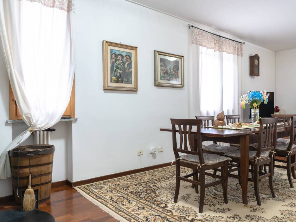 Villa a Follo in Via Brigate Partigiane, 2 - Foto 5