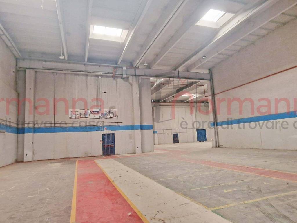 Immobile a Gricignano di aversa in Via dell'Industria - Foto 3
