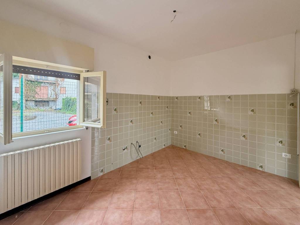 Villa a Castelletto sopra ticino in Villaggio Giardino - Foto 5