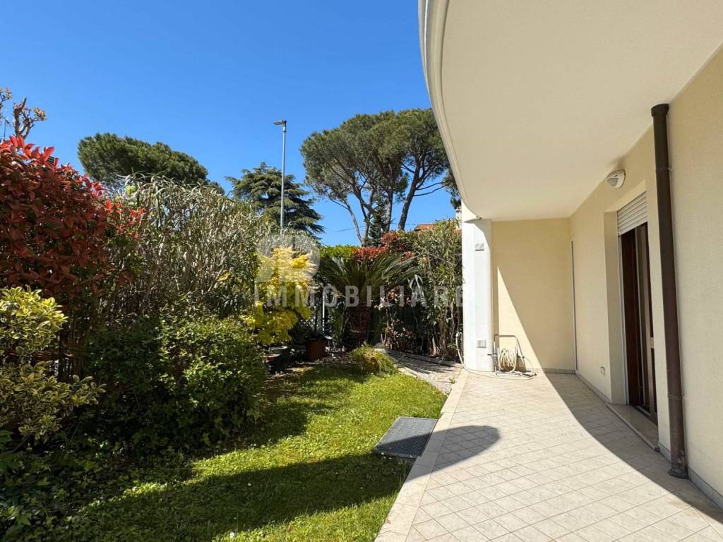Appartamento a Riccione in Viale Giuseppe Arimondi - Foto 3