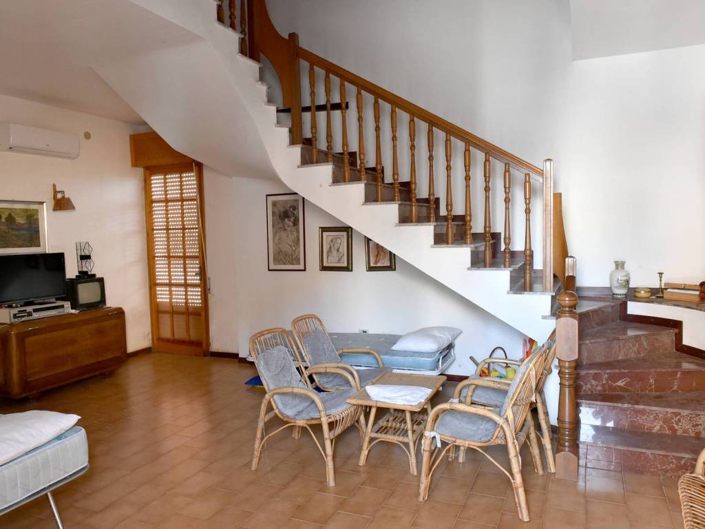 Villa a Tuglie in Via Trento, 49 - Foto 2