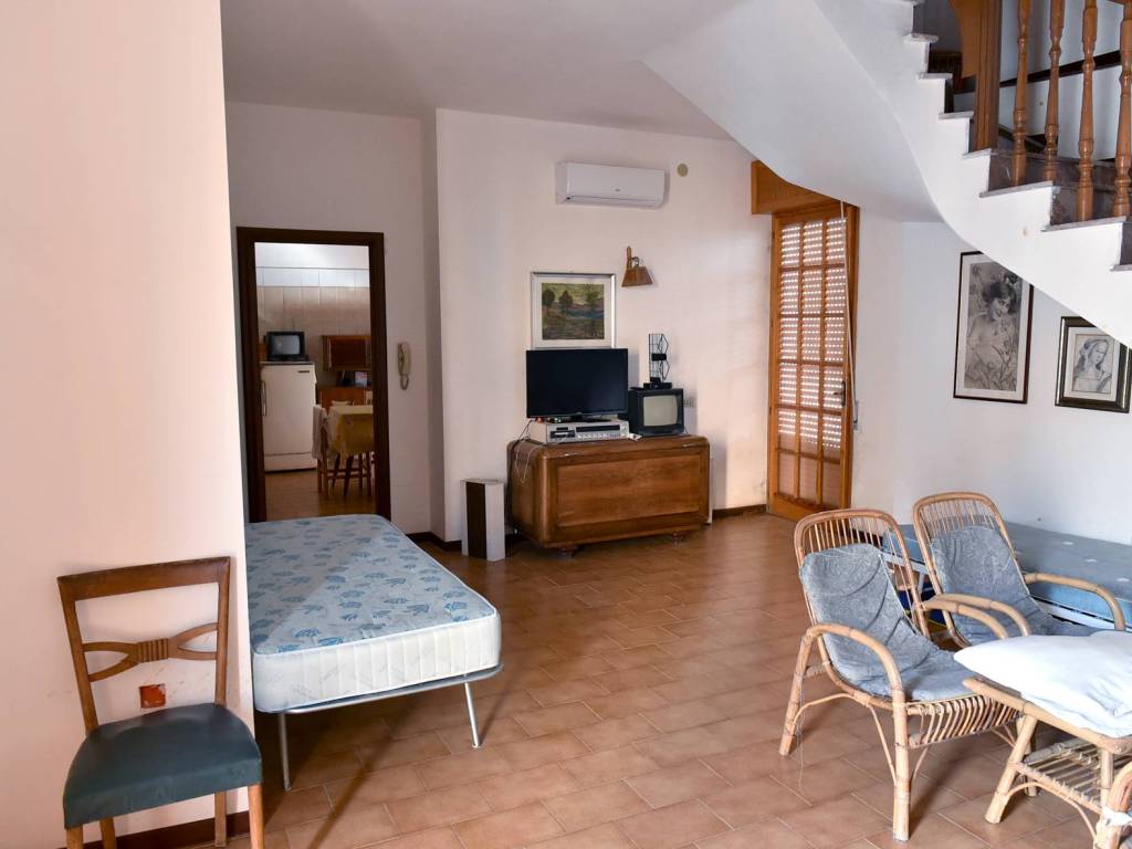 Villa a Tuglie in Via Trento, 49 - Foto 3
