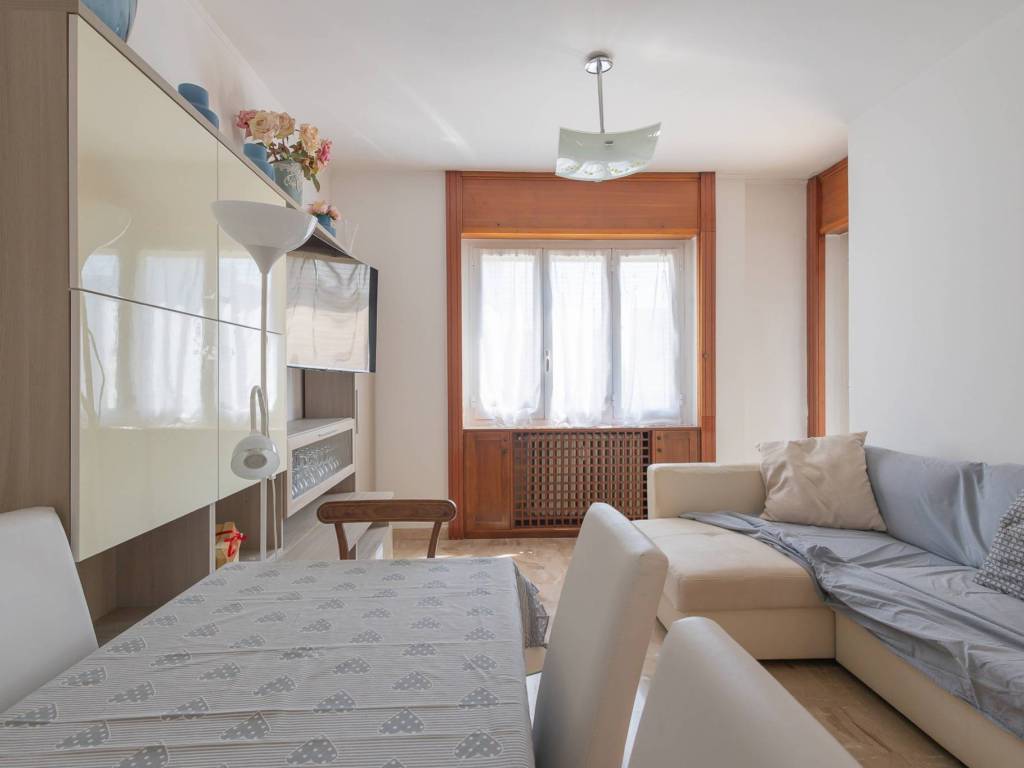 Appartamento a Milano in Via Maffeo Pantaleoni, 7 - Foto 1