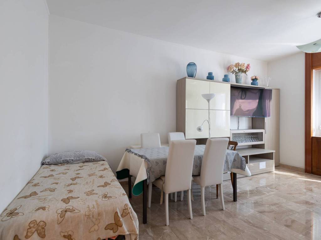 Appartamento a Milano in Via Maffeo Pantaleoni, 7 - Foto 5