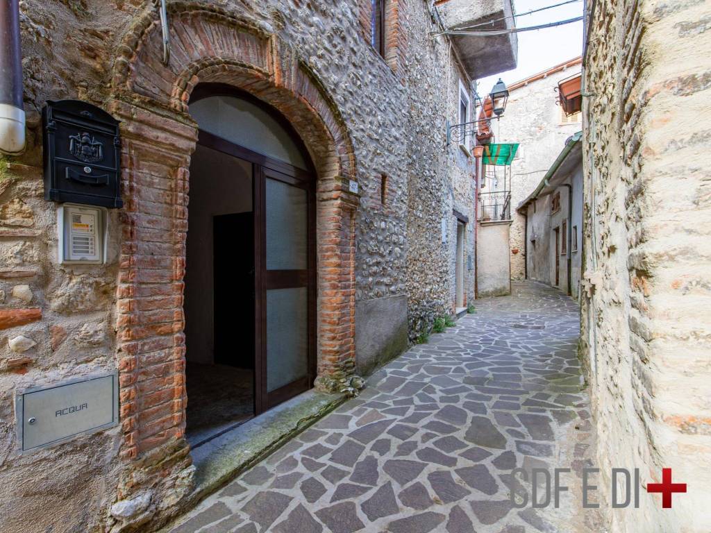 Appartamento a Longone sabino in Via Rieti - Foto 2