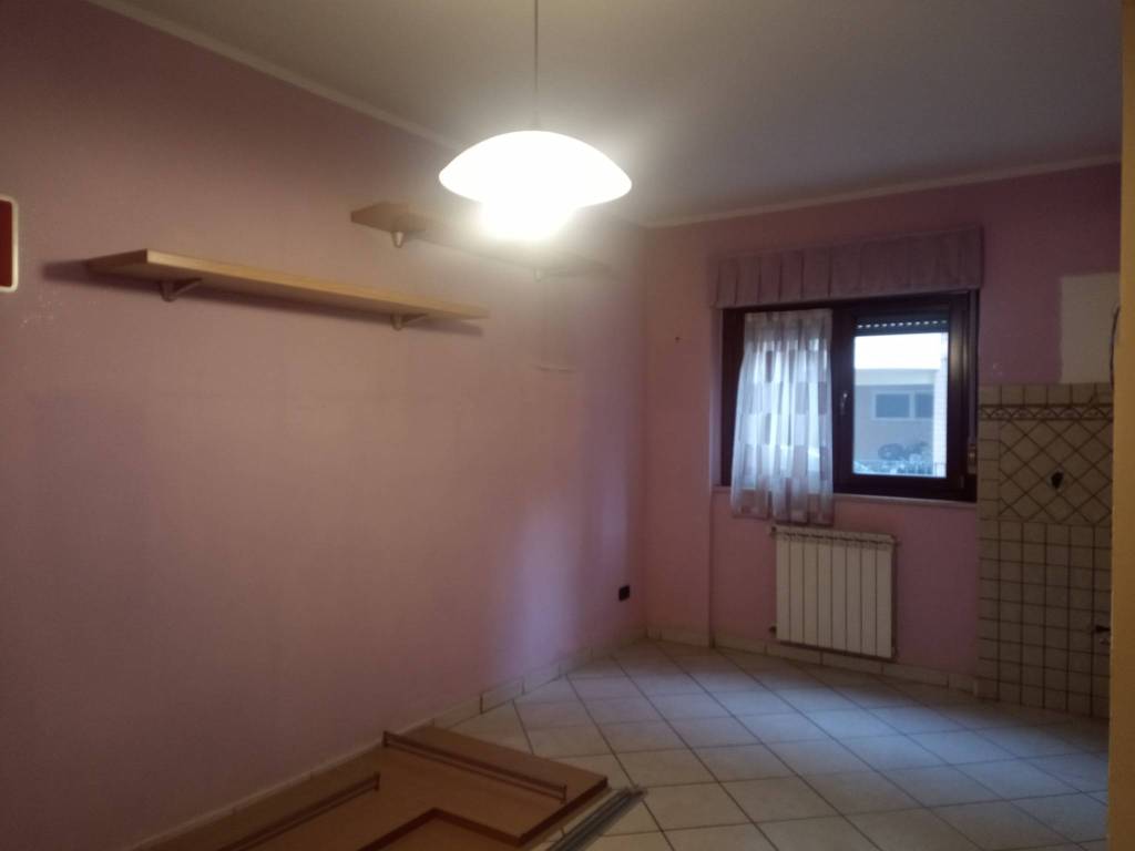 Appartamento a Cisterna di latina in Via Pietro Nenni - Foto 5