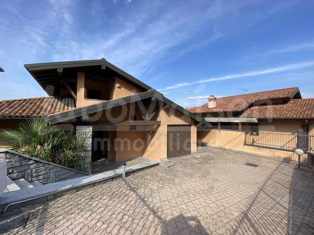 Villa a Besozzo - Foto 2