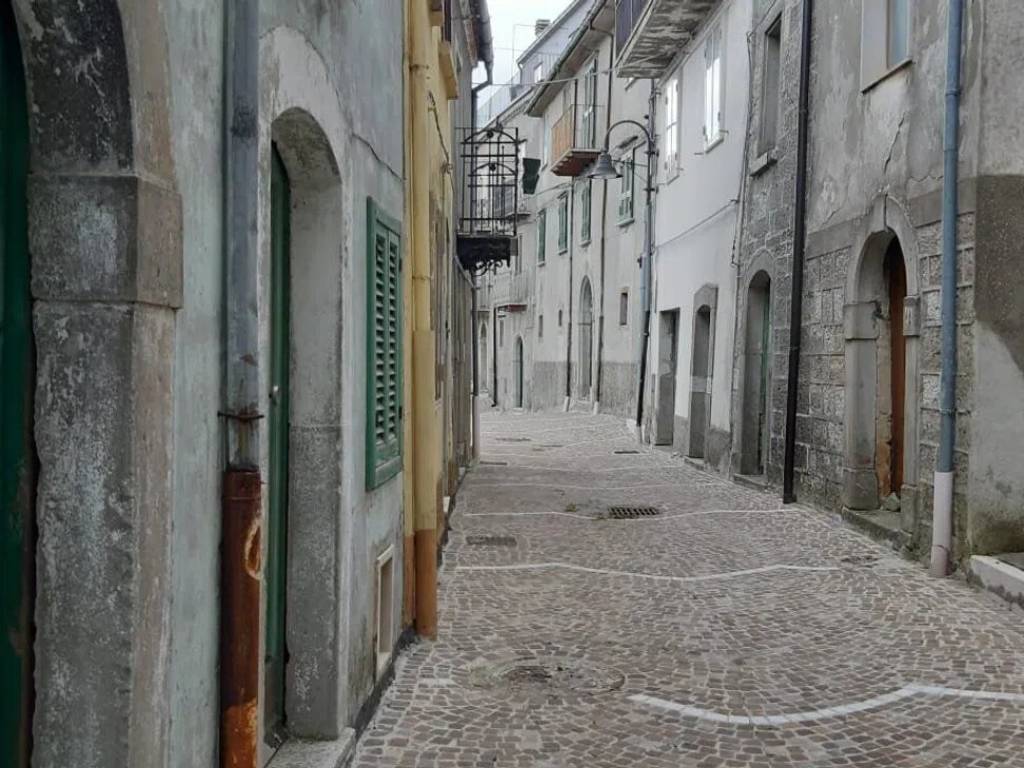 Villa a Schiavi di abruzzo in Piazza Vittorio Emanuele - Foto 4