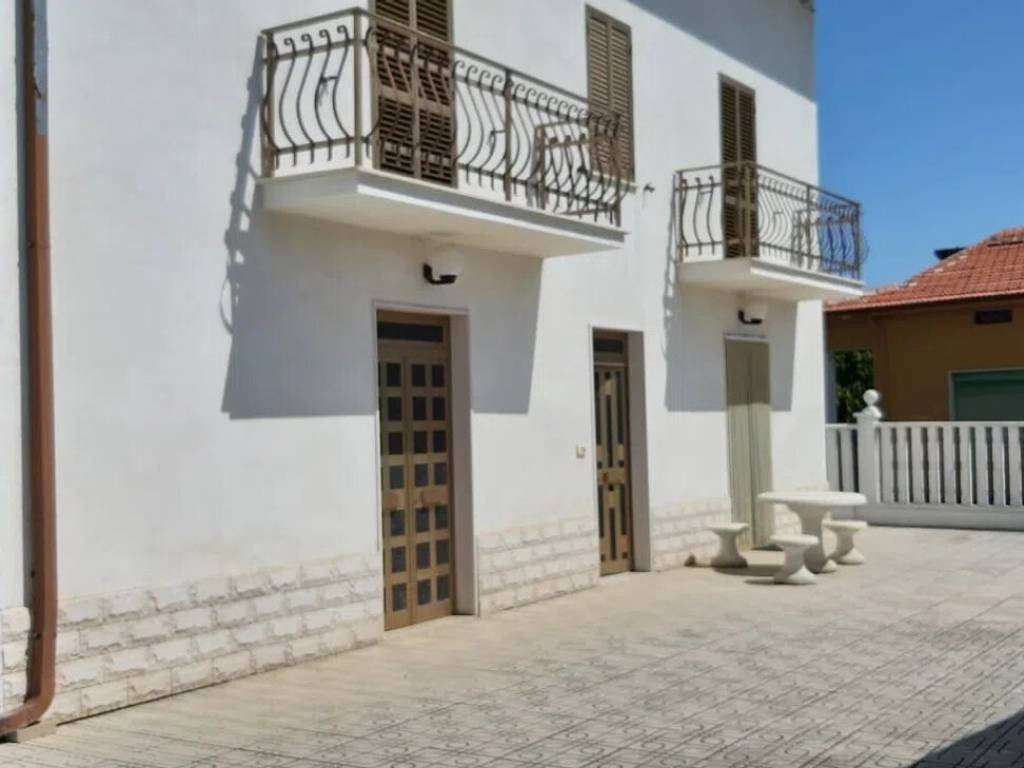 Villa a Casalbordino in Via Tavoleto - Foto 2
