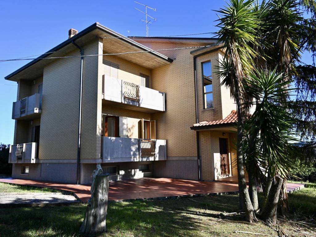 Villa a Civitanova marche in Strada Castelletta - Foto 5