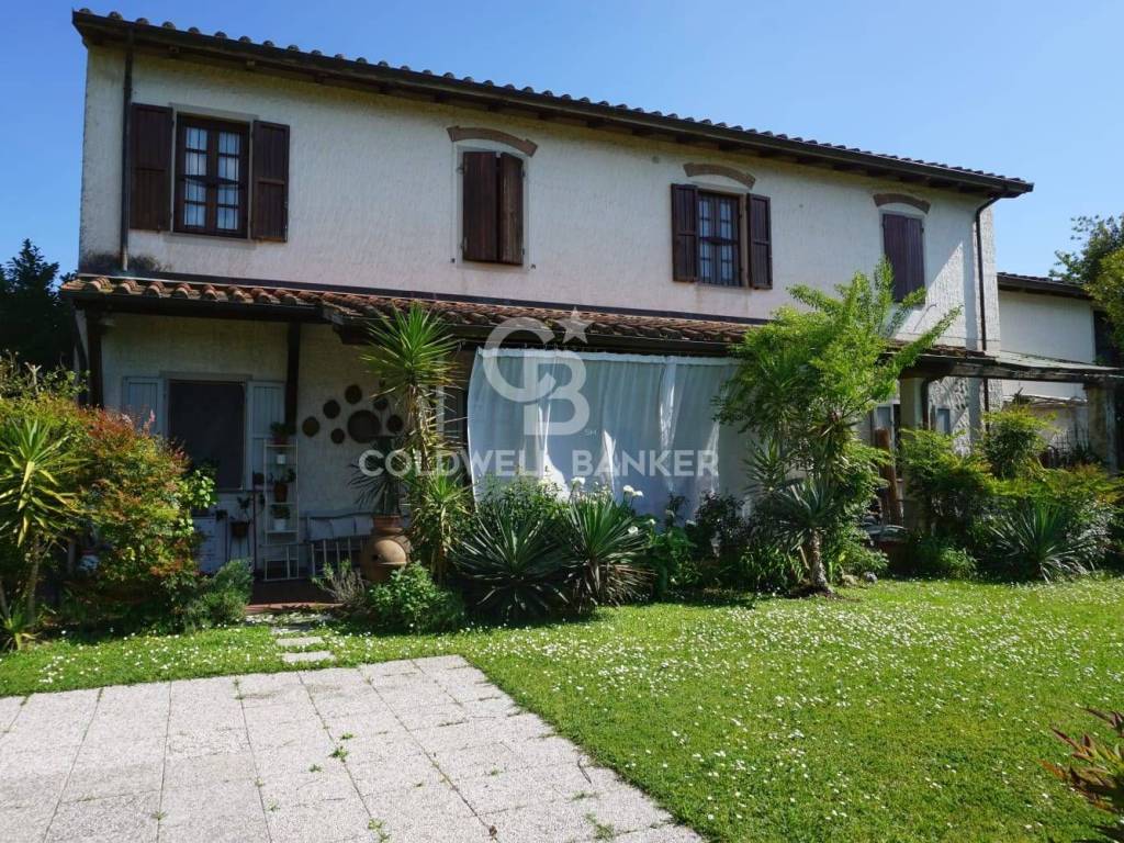 Rustico / casale a Pietrasanta in Via Pisanica, 95 - Foto 2