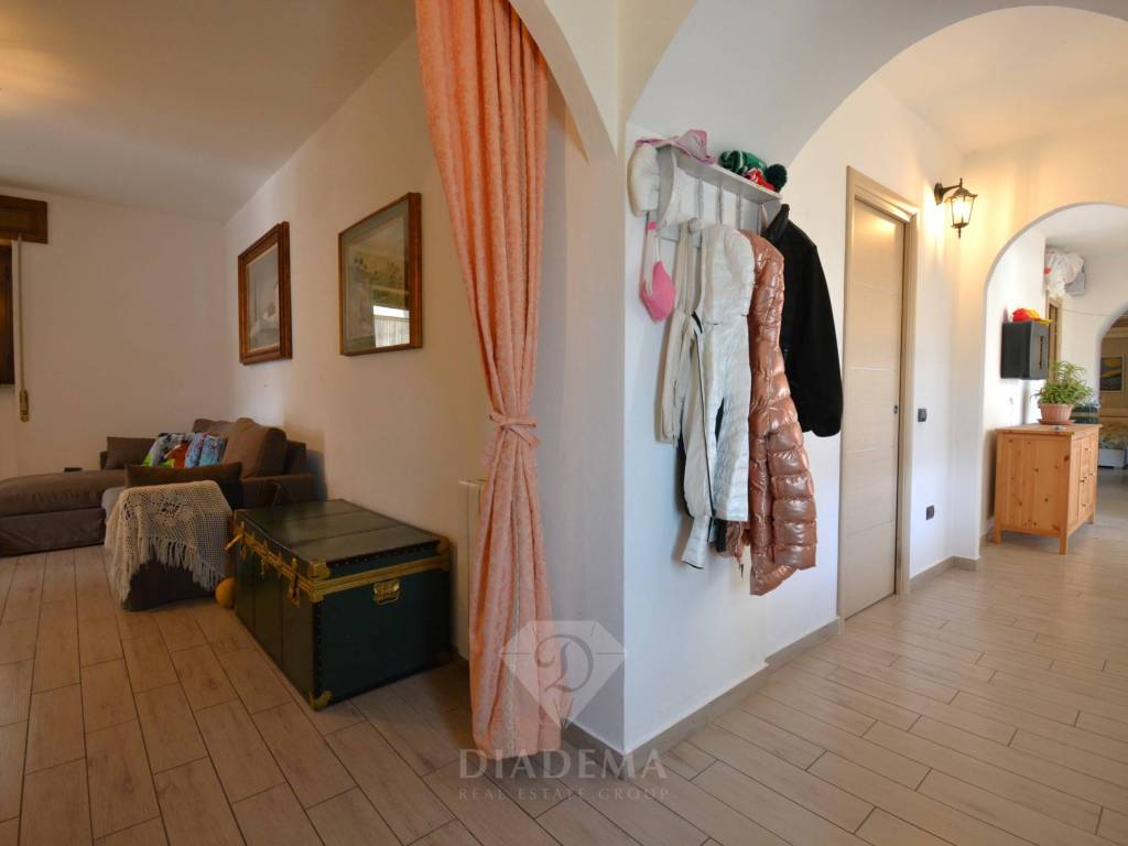 Appartamento a Albizzate in Via Mulini, 2 - Foto 3