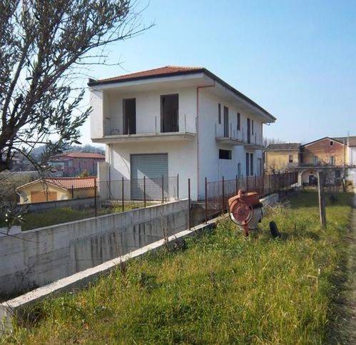 Casa indipendente a San lorenzello in Piazza Filippo Lavorgna 1 - Foto 5
