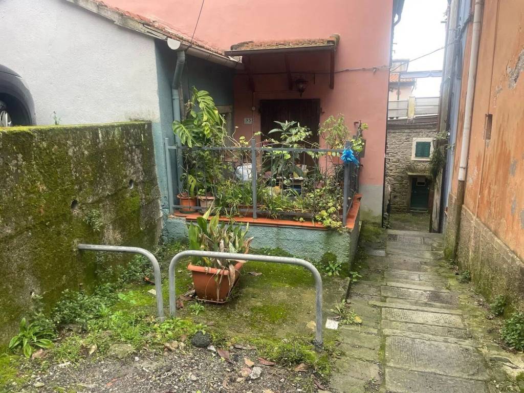 Appartamento a La spezia in Della Piazza Località Biassa, 21 - Foto 3