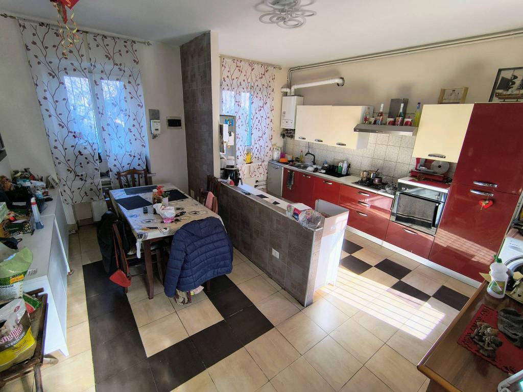 Villa a Borgomanero in Via Giuseppe Verdi - Foto 5