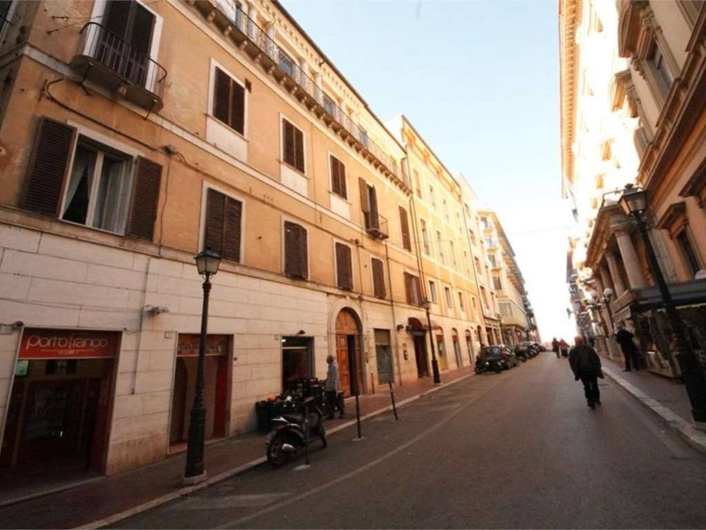Immobile a Chieti in Via Silvio e Bertrando Spaventa, 7 - Foto 2