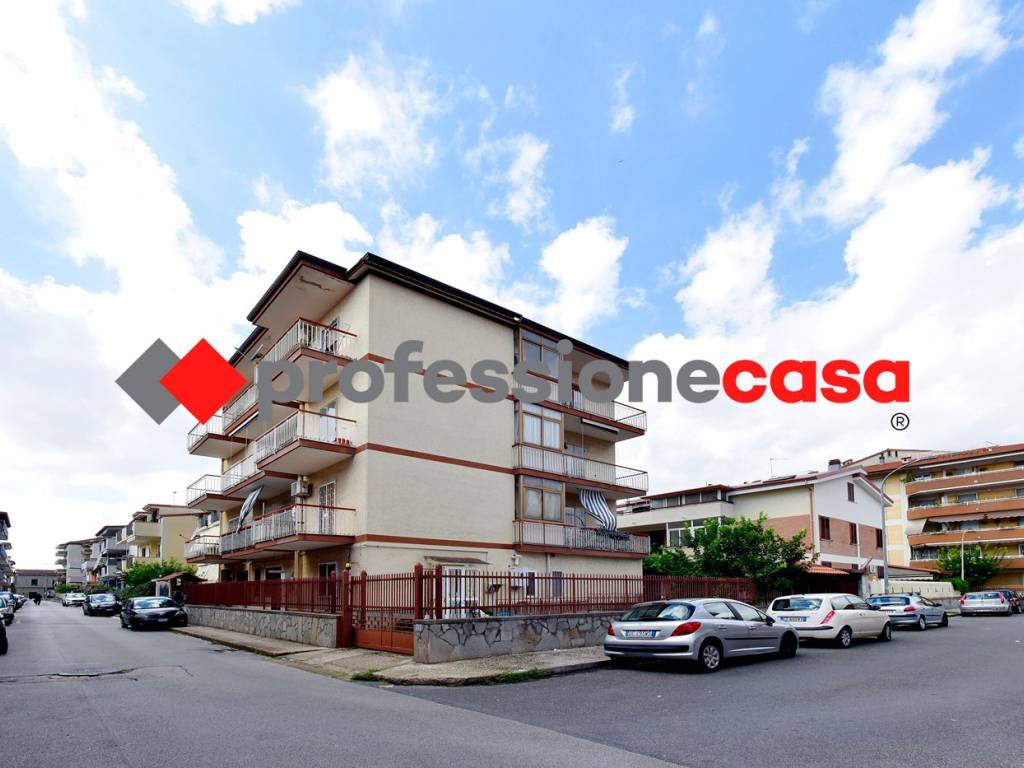 Appartamento a San nicola la strada in Via Turati, 31 - Foto 2